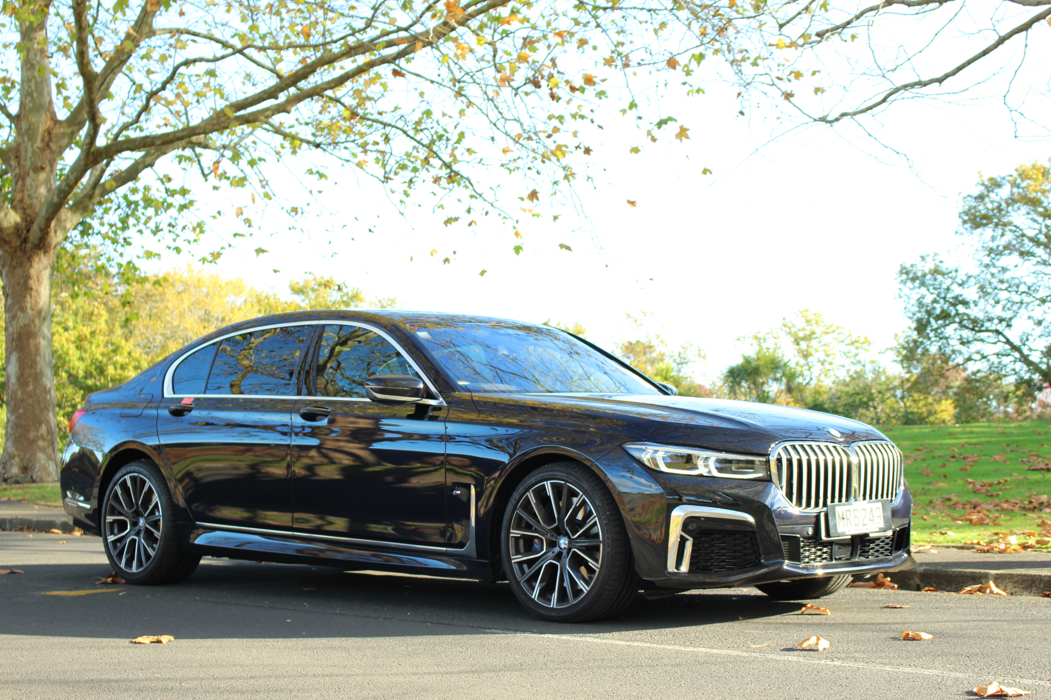 BMW7 Limo Hire